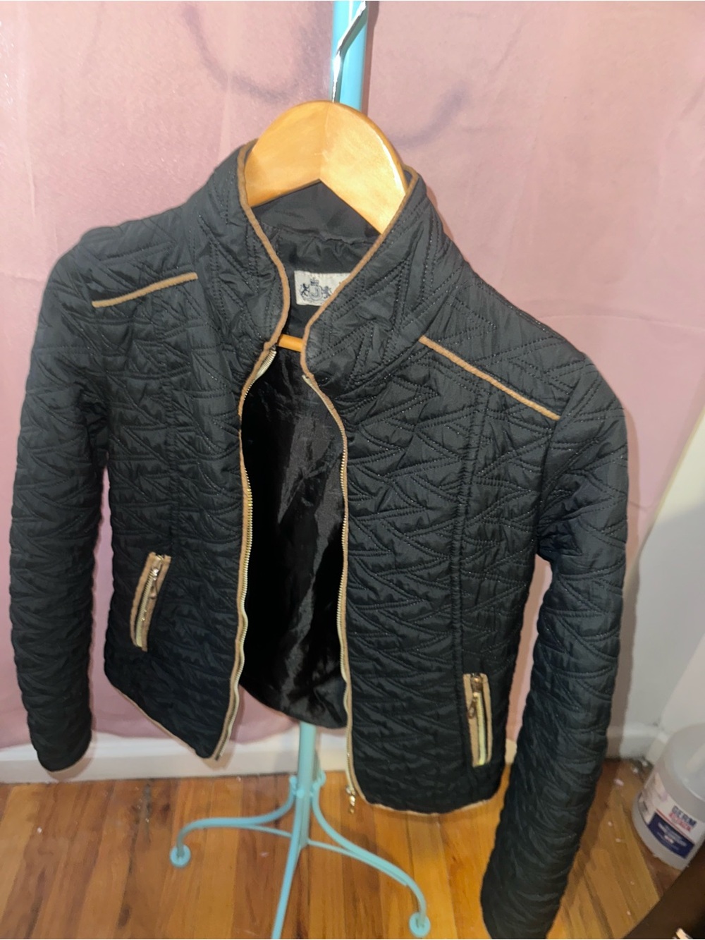 Women's Black Quilted Puffer Jacket with Contrast Trim